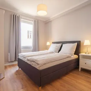 Apartment Purple Chill Super Zentrale Hbf-messe-buergerweide-citygate-ovb Arena
