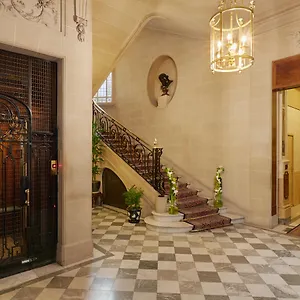 Hotell Raphael *****