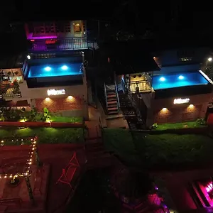 Hotel Mannath Private Pool At Vellarimala Wayanad